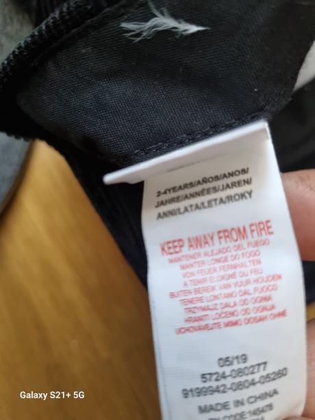 Čiapka s flitrami, 128