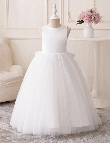 Šaty na prijimanie, 134 / 140