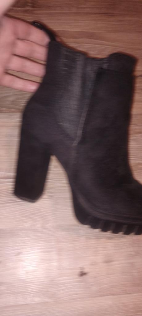 Prechodne cizmicky, 38