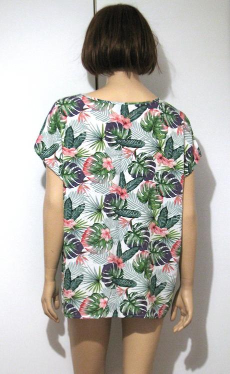 Top s monsterami, esmara,44