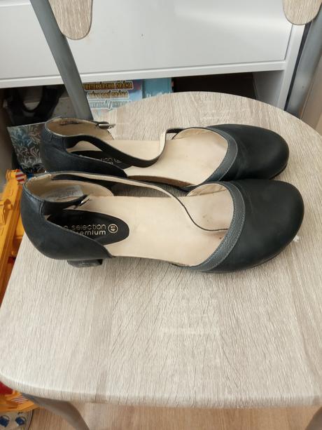 Celokozene sandale, 41