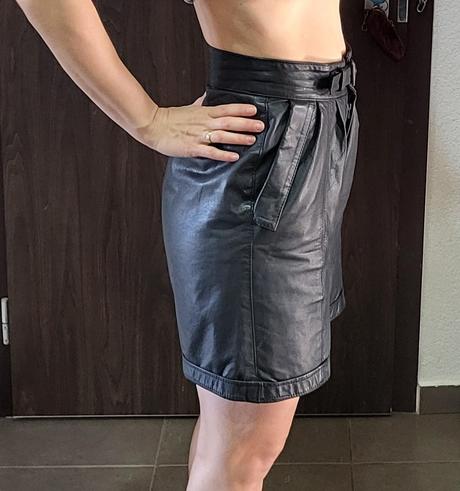 Kožené kraťasy, s