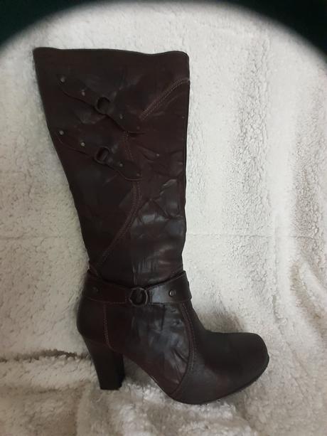 Dámske elegantné čižmy č.40, 40