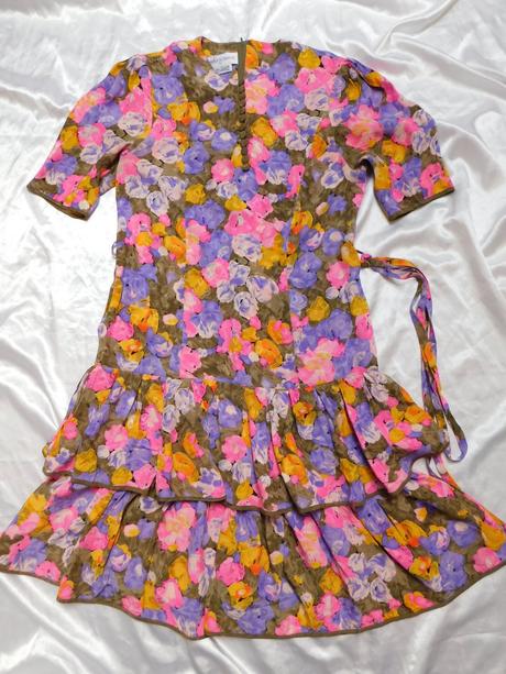 Luxusne vintage hodvabne šaty, 38