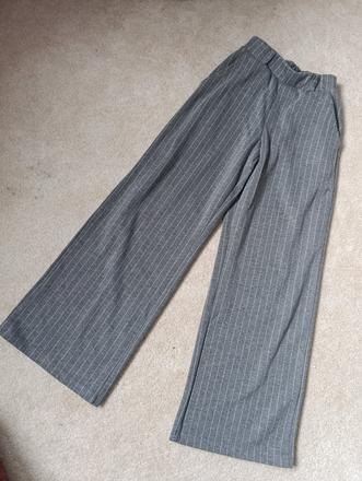 Široké nohavice, zara,140