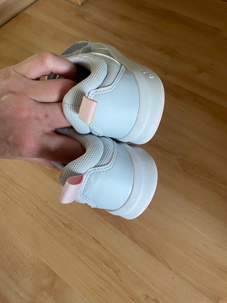 Tenisky, adidas,32