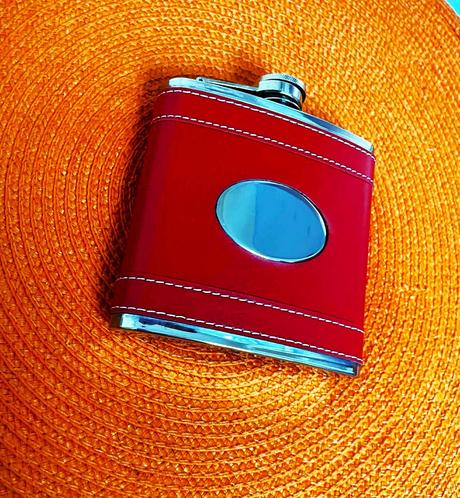 Vrecková fľaša na alkohol (ploskačka), 