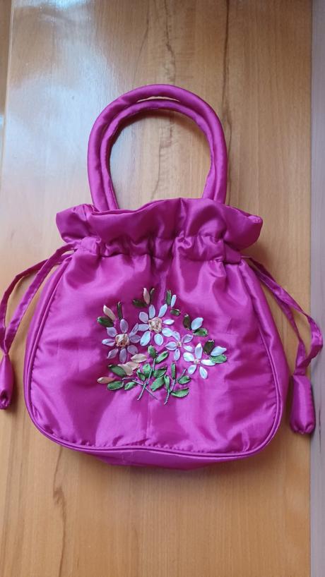 Dámske, dievčenská kabelka,