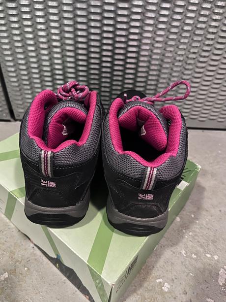 Trekove topanky v. 39, karrimor,39