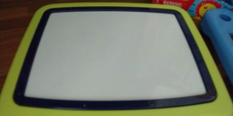 Magnetická a tabuľa na kreslenie,