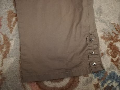 3/4ťove nohavice, 37