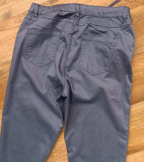 Nohavice, esmara,44