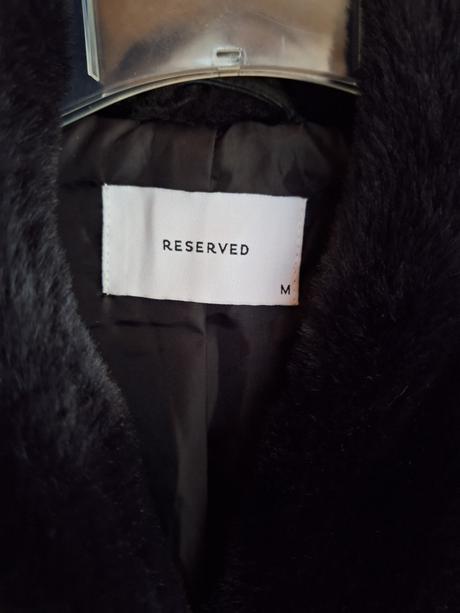 Kožušinová vesta, reserved,m