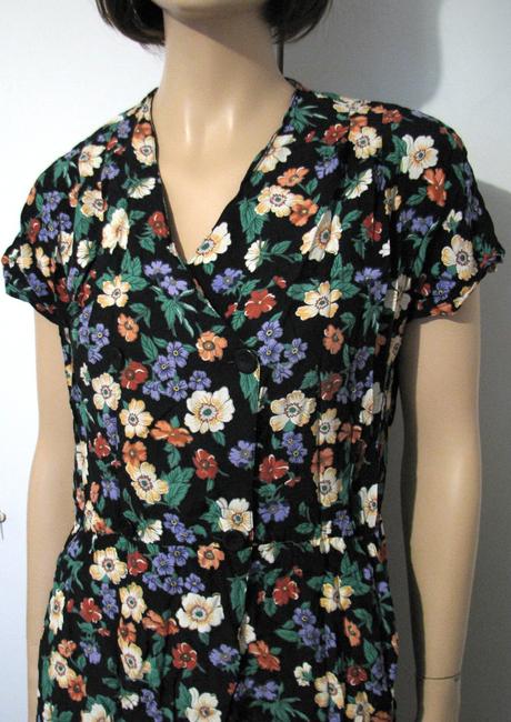 Kvietkované viskózové šaty, l