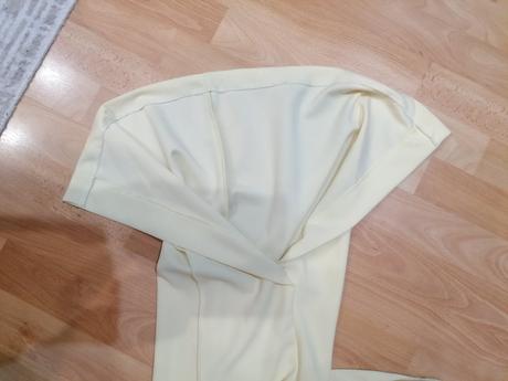 Zlte nohavice, reserved,42