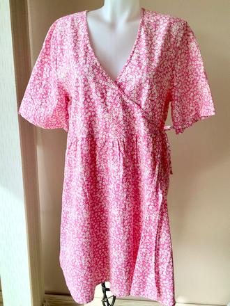 Krasne šaty jake s 2+1 napoly, 42