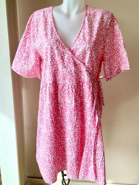 Krasne šaty jake s 2+1 napoly, 42