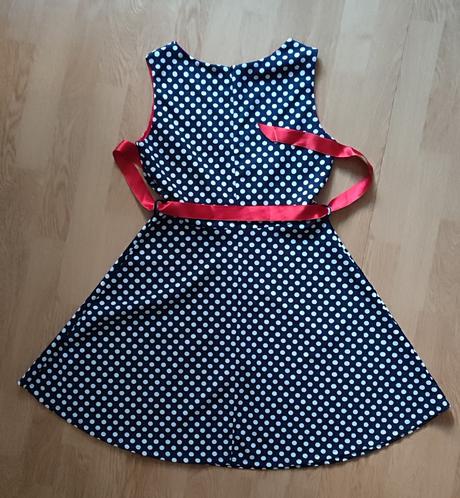 Retro bodkované šaty, xs