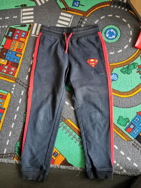 Spiderman tepláky, c&a,116