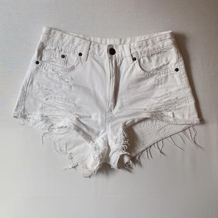 H&m biele roztrhané džínsové šortky vysoký pás 36, h&m,36