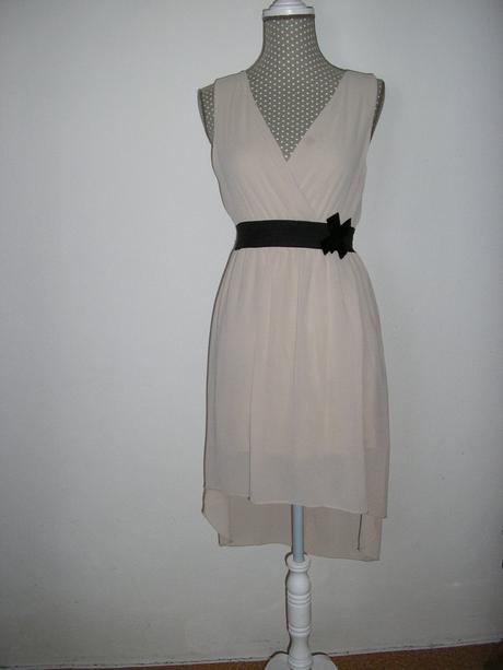 498. krémové šaty, s