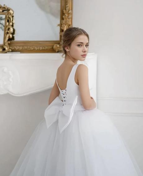 Šaty na prijimanie, 134 / 140