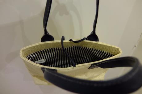 Malá kabelka estée lauder,