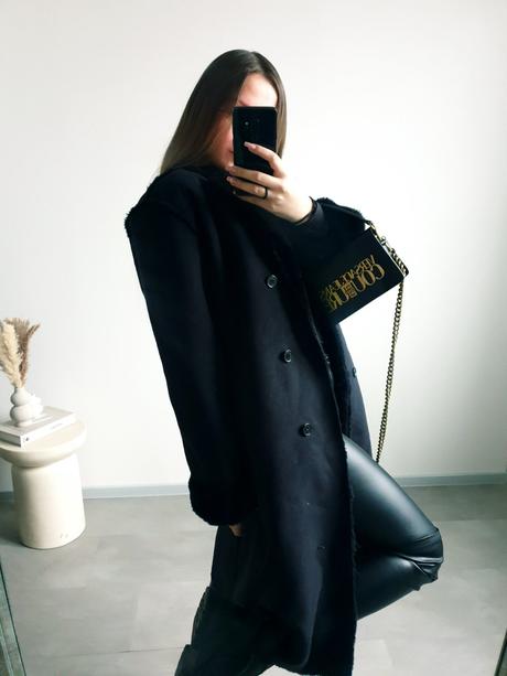 Čierny kabát m/l, m