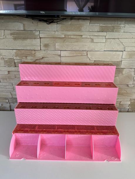 Stojan na lol bábiky, 