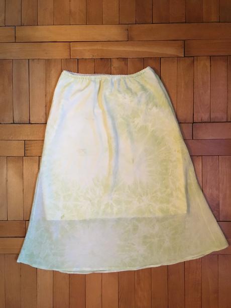 Letna lahka sukna, s