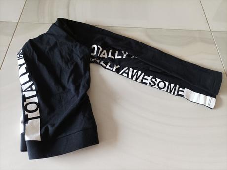 Čierne legíny po bokoch napisy, h&m,146