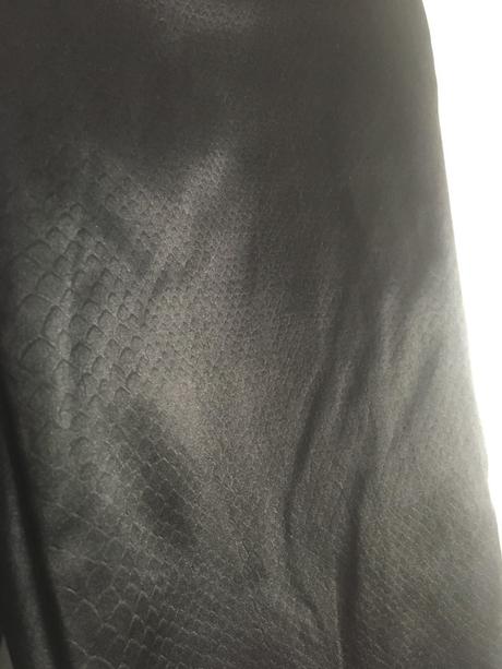 Nohavice s koženým efektom, xs