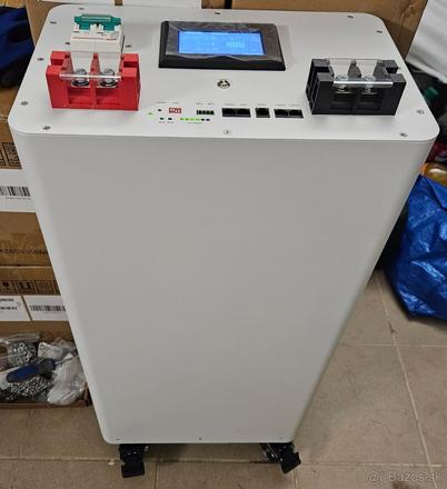 Predam fotovoltaicku solarnu bateriu, 