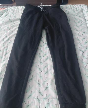 Teplaky cierne vi., pepperts,122