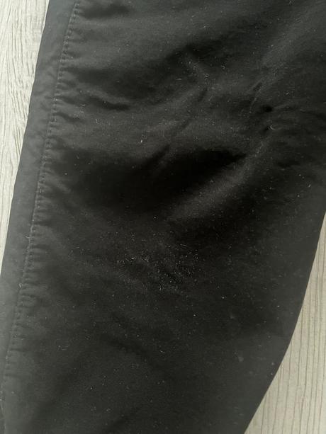 Čierne softshellové nohavice zateplené flisom, 86