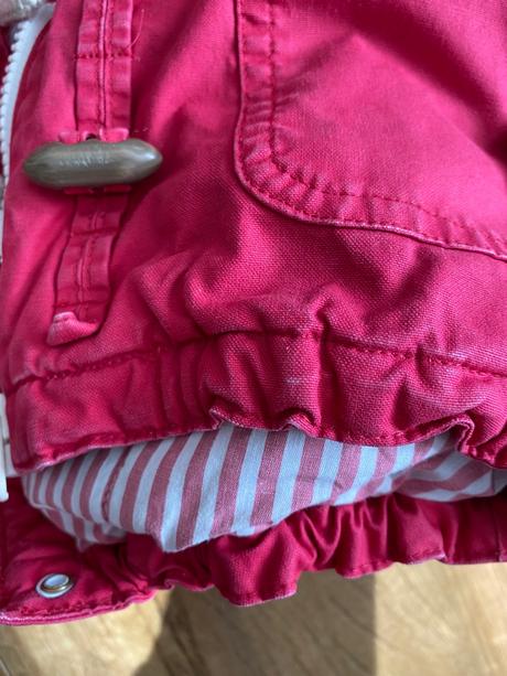 Prechodná bunda z jahodovej kolekcie, next,98