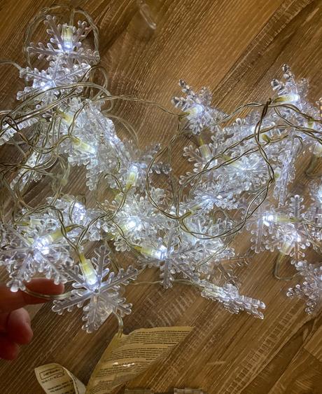 Vianočné svetielka záves s vločkami, 