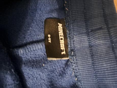 Chlapcenske teplaky, 134