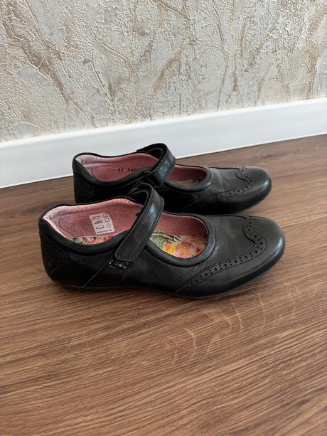 Dievcenske topanky 35, s dopor. postou, 35