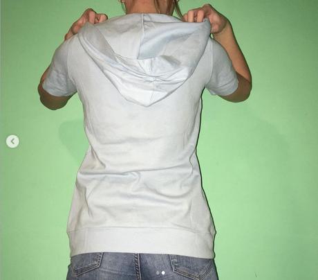 Tricko s kapucnou, amisu,m