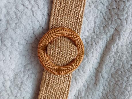 Dámsky opasok k šatám,