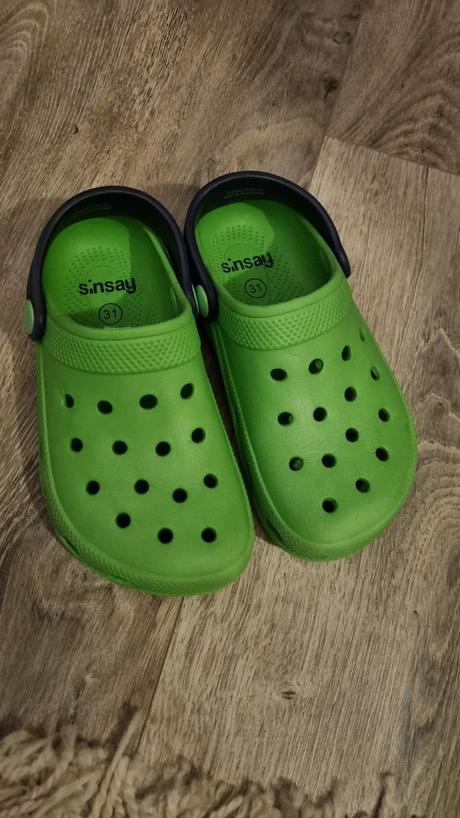 Kroksy č.31, sinsay,31