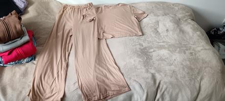 Velky balik oblecenia 146/152, 140–152