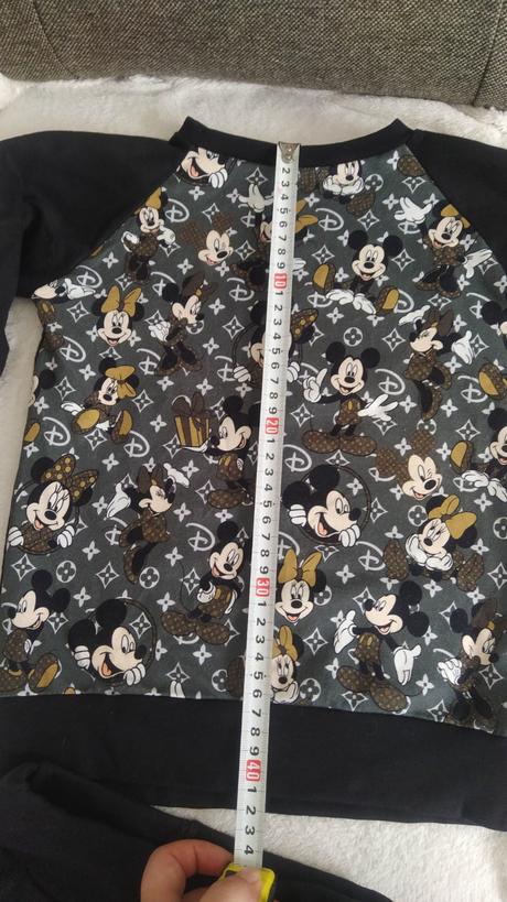 Suprava mickey mouse, 110