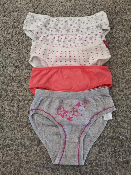 Spodné prádlo, 122