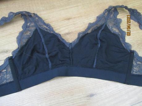 Cipkovana podprsenka, 70b
