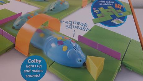 Robotická myš code & go s podložkou, 