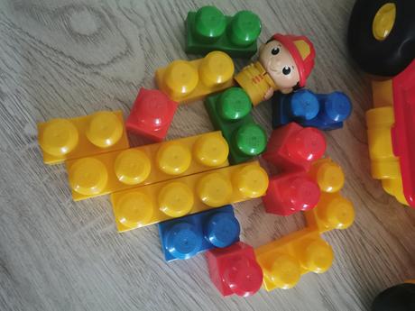 Hasičské auto s megablocks,