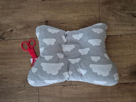 Vankuš na hlavu, šírka (cm): 45,dĺžka (cm): 30