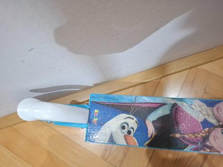 Kolobežka pre dievča, 